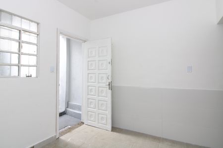 Sala de casa para alugar com 2 quartos, 79m² em Vila Sao Geraldo, São Paulo