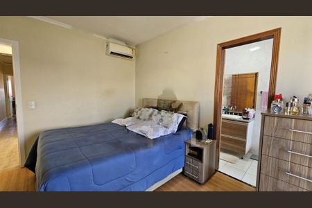 Casa à venda com 3 quartos, 136m² em Cupecê, São Paulo
