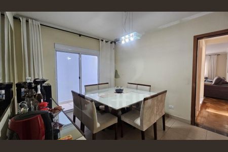 Casa à venda com 3 quartos, 136m² em Cupecê, São Paulo