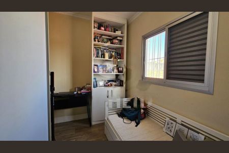 Casa à venda com 136m², 3 quartos e 2 vagas