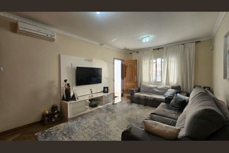 Casa à venda com 136m², 3 quartos e 2 vagas