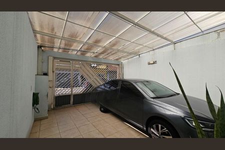 Casa à venda com 136m², 3 quartos e 2 vagas