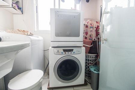 Apartamento para alugar com 72m², 2 quartos e 1 vaga Apartamento para alugar com 72m², 2 quartos e 1 vagaÁrea de Serviço