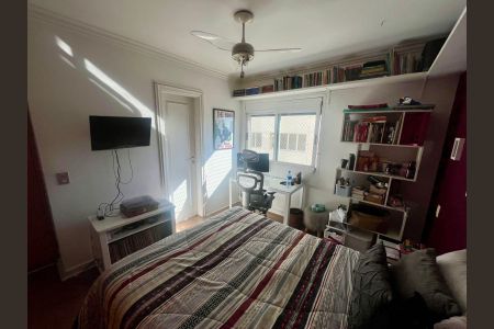Apartamento à venda com 201m², 4 quartos e 4 vagas Apartamento à venda com 201m², 4 quartos e 4 vagasSuíte