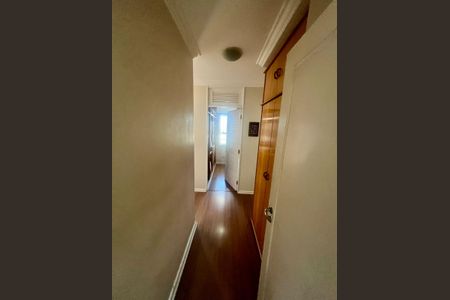 Apartamento à venda com 201m², 4 quartos e 4 vagas Apartamento à venda com 201m², 4 quartos e 4 vagasSuíte