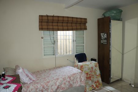 Casa para alugar com 176m², 2 quartos e 1 vagaQuarto 2