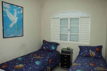 Casa para alugar com 2 quartos, 176m² em Jardim Estela, Embu das Artes