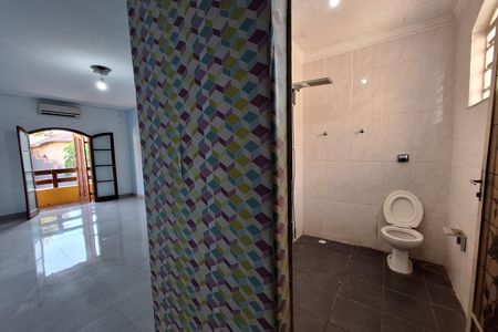 Casa para alugar com 207m², 2 quartos e 5 vagasSuíte