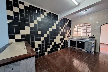 Casa para alugar com 207m², 2 quartos e 5 vagasCozinha