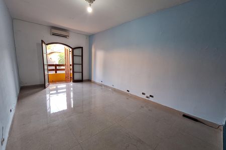 Casa para alugar com 207m², 2 quartos e 5 vagasSuíte