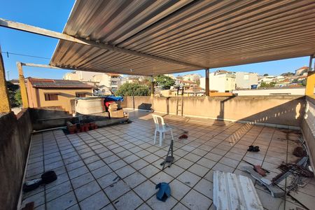 Casa para alugar com 207m², 2 quartos e 5 vagasParte superior 