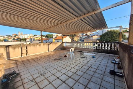Casa para alugar com 207m², 2 quartos e 5 vagasParte superior 
