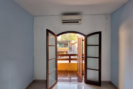 Casa para alugar com 207m², 2 quartos e 5 vagasSuíte