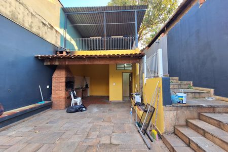 Casa para alugar com 207m², 2 quartos e 5 vagasChurrasqueira