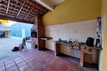 Casa para alugar com 207m², 2 quartos e 5 vagasChurrasqueira