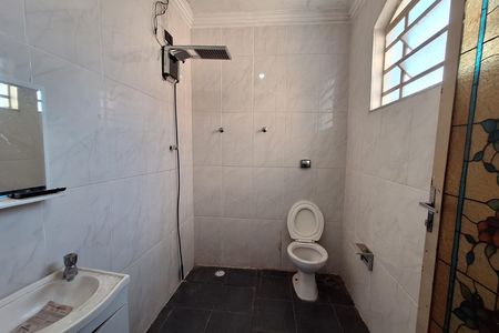 Casa para alugar com 207m², 2 quartos e 5 vagasBanheiro da Suíte