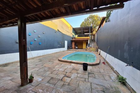 Casa para alugar com 207m², 2 quartos e 5 vagasPiscina