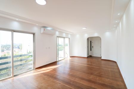 Apartamento para alugar com 3 quartos, 150m² em Campo Belo, São Paulo