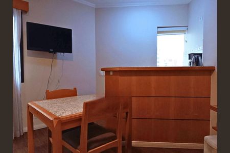 Apartamento à venda com 34m², 1 quarto e 1 vaga