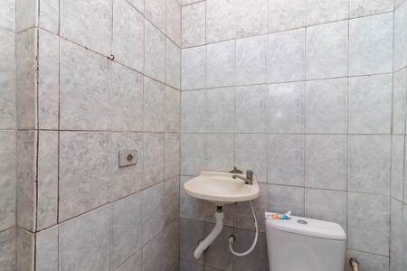 Banheiro de casa para alugar com 1 quarto, 100m² em Vila Barbosa, São Paulo