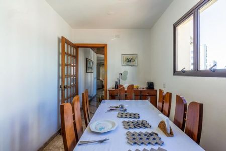 Apartamento à venda com 239m², 3 quartos e 3 vagas