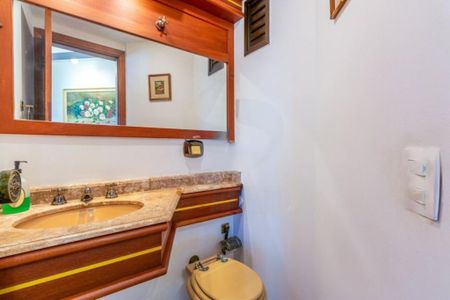 Apartamento à venda com 239m², 3 quartos e 3 vagas