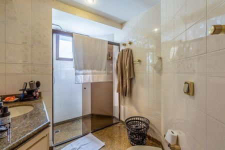 Apartamento à venda com 239m², 3 quartos e 3 vagas
