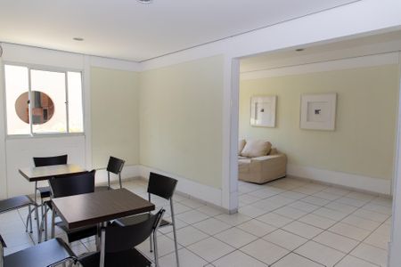 Apartamento para alugar com 56m², 2 quartos e 1 vaga Apartamento para alugar com 56m², 2 quartos e 1 vagaSalão de Festas