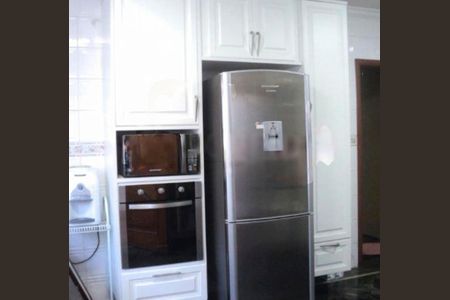 Casa à venda com 181m², 4 quartos e 3 vagas
