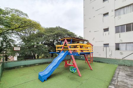 Apartamento à venda com 61m², 2 quartos e 1 vaga Apartamento à venda com 61m², 2 quartos e 1 vagaÁrea comum - Playground