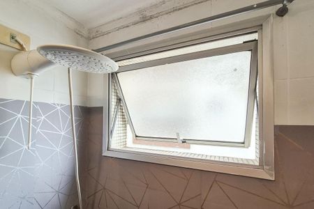 Apartamento à venda com 61m², 2 quartos e 1 vaga Apartamento à venda com 61m², 2 quartos e 1 vagaBanheiro Social