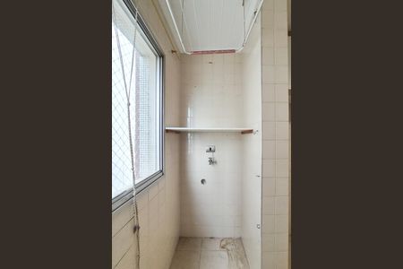 Apartamento à venda com 61m², 2 quartos e 1 vaga Apartamento à venda com 61m², 2 quartos e 1 vagaCozinha e Área de Serviço