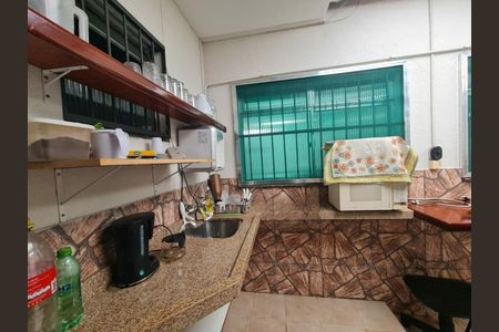 Casa à venda com 3 quartos, 180m² em Jardim Santa Cruz (Campo Grande), São Paulo