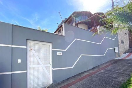 Casa à venda com 188m², 3 quartos e 3 vagasFachada