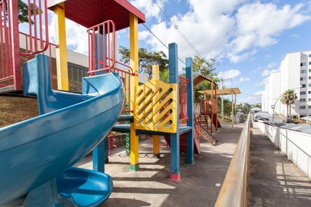 Apartamento à venda com 55m², 2 quartos e 1 vaga Apartamento à venda com 55m², 2 quartos e 1 vagaÁrea comum - Playground