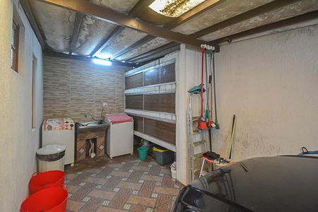 Casa à venda com 224m², 2 quartos e 3 vagas Casa à venda com 224m², 2 quartos e 3 vagasÁrea de Serviço