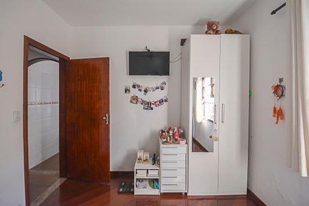 Casa à venda com 224m², 2 quartos e 3 vagas Casa à venda com 224m², 2 quartos e 3 vagasQuarto 1