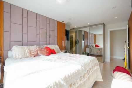 Apartamento à venda com 246m², 4 quartos e 4 vagas