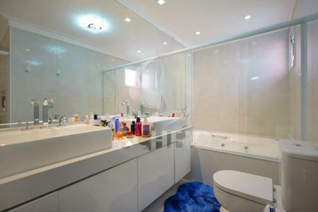 Apartamento à venda com 246m², 4 quartos e 4 vagas