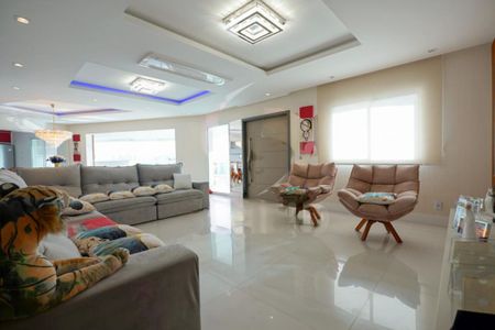 Apartamento à venda com 246m², 4 quartos e 4 vagas