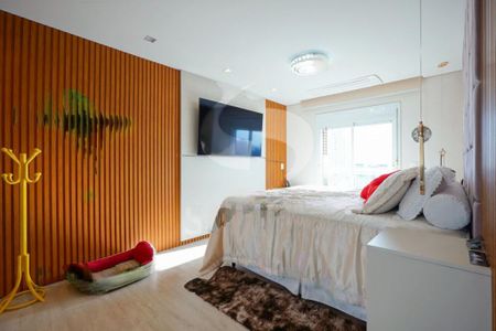 Apartamento à venda com 246m², 4 quartos e 4 vagas