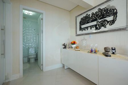 Apartamento à venda com 246m², 4 quartos e 4 vagas