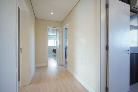 Apartamento à venda com 246m², 4 quartos e 4 vagas
