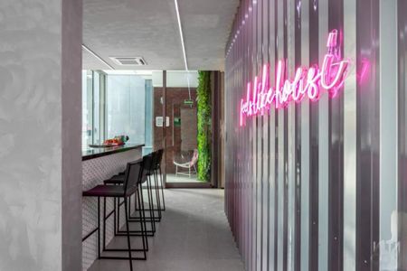 Studio à venda com 29m², 0 quarto e sem vaga
