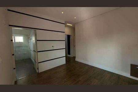Casa à venda com 325m², 3 quartos e 4 vagas