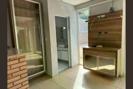 Casa à venda com 325m², 3 quartos e 4 vagas