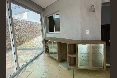 Casa à venda com 325m², 3 quartos e 4 vagas