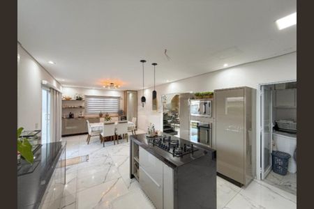Casa de condomínio à venda com 218m², 4 quartos e 4 vagas Casa de condomínio à venda com 218m², 4 quartos e 4 vagasFoto 34