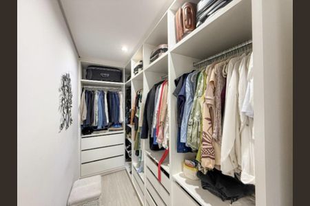 Casa de condomínio à venda com 218m², 4 quartos e 4 vagas Casa de condomínio à venda com 218m², 4 quartos e 4 vagasFoto 30
