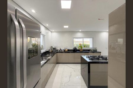 Casa de condomínio à venda com 218m², 4 quartos e 4 vagas Casa de condomínio à venda com 218m², 4 quartos e 4 vagasFoto 38